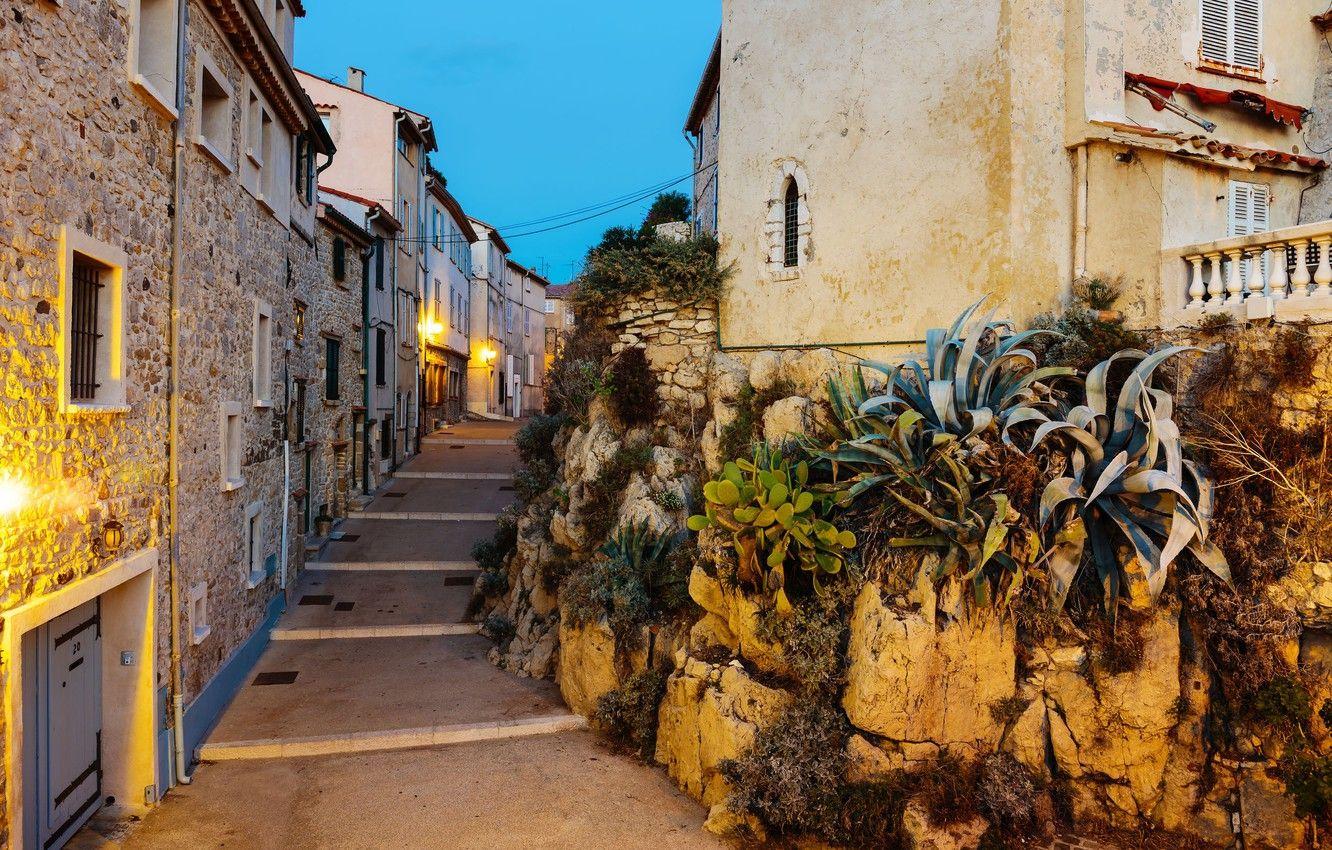1332x850 Wallpaper France, Old Town, Antibes, Antibes Generally Known As, Street View Image For Desktop, Section город