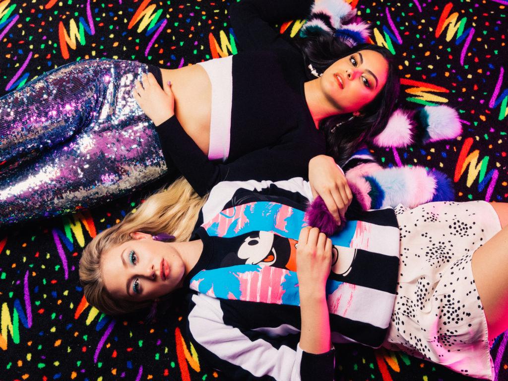 1024x768 Riverdale 2500×1406 Betty Cooper Veronica Lodge Lili Reinhart Camila