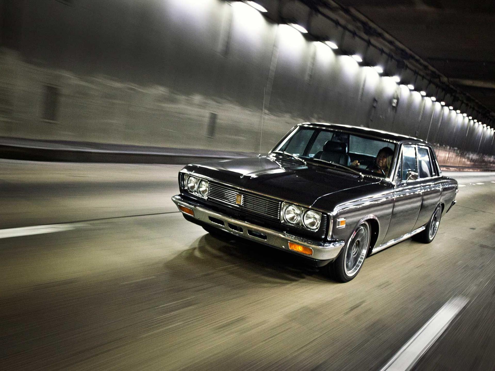 1920x1440 Toyota Crown