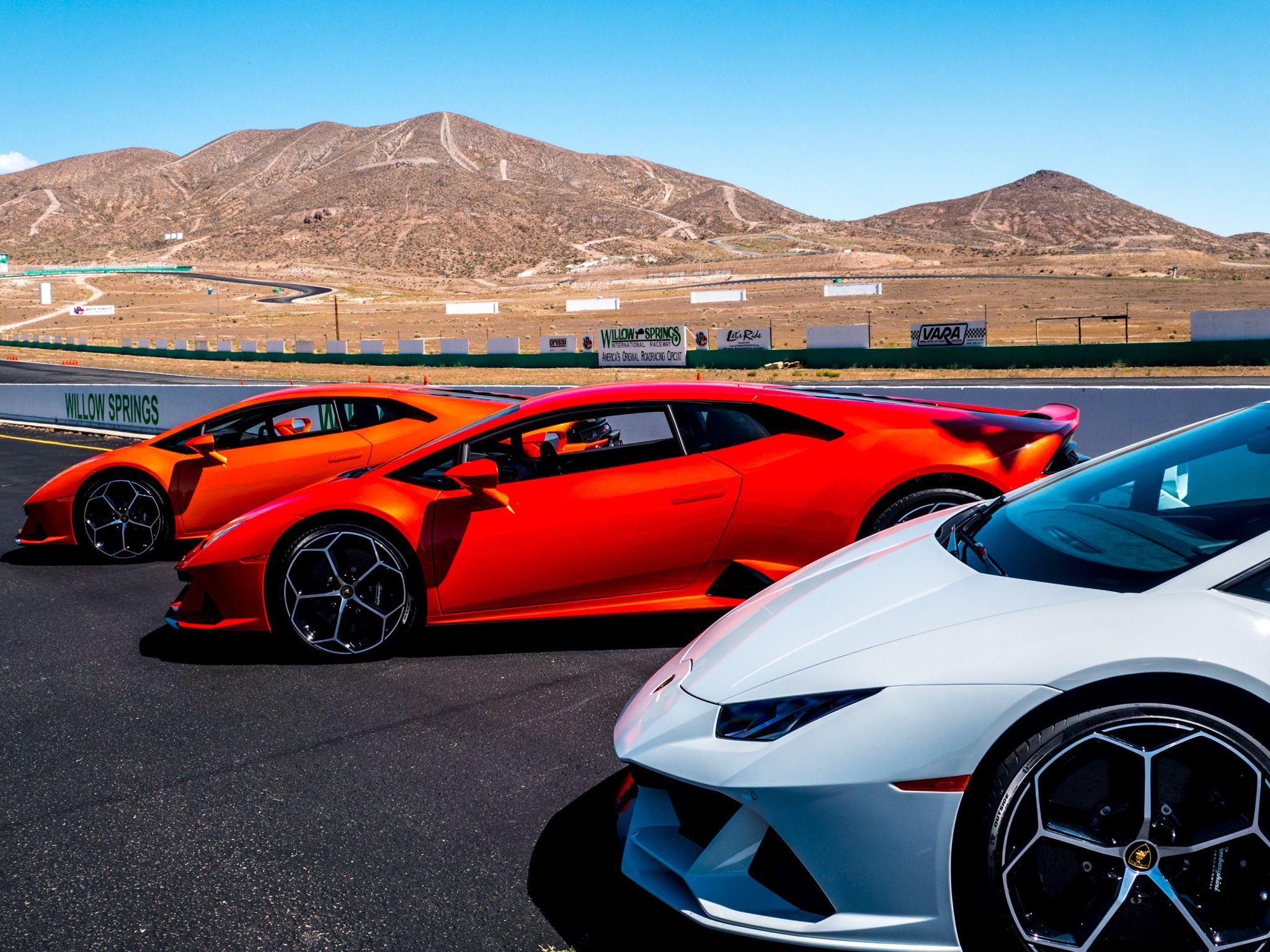 2048x1536 The Lamborghini Huracán Evo is actually proof of intelligent design