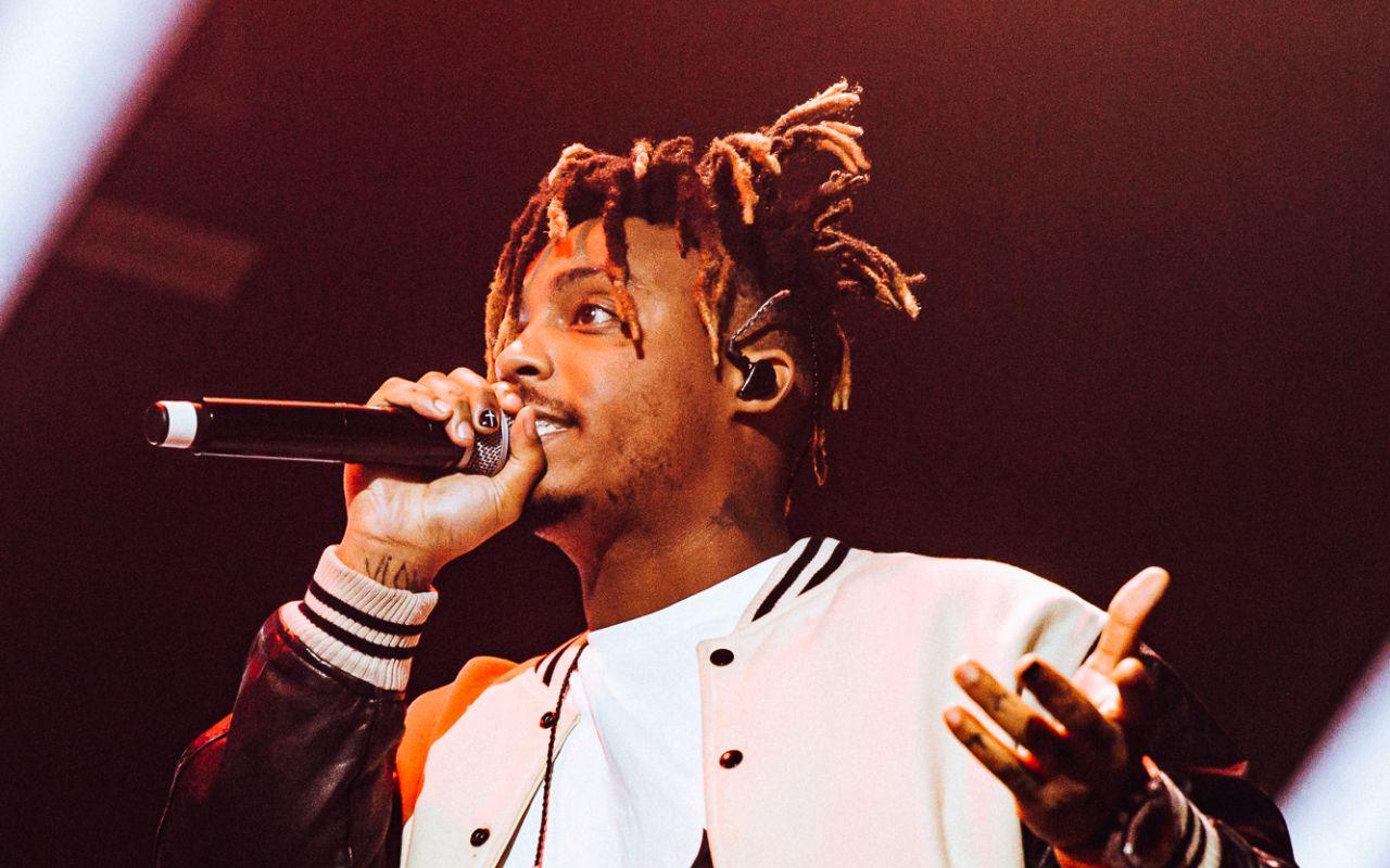 1280x800 Juice Wrld 'Legends Never Die' First Week Sales