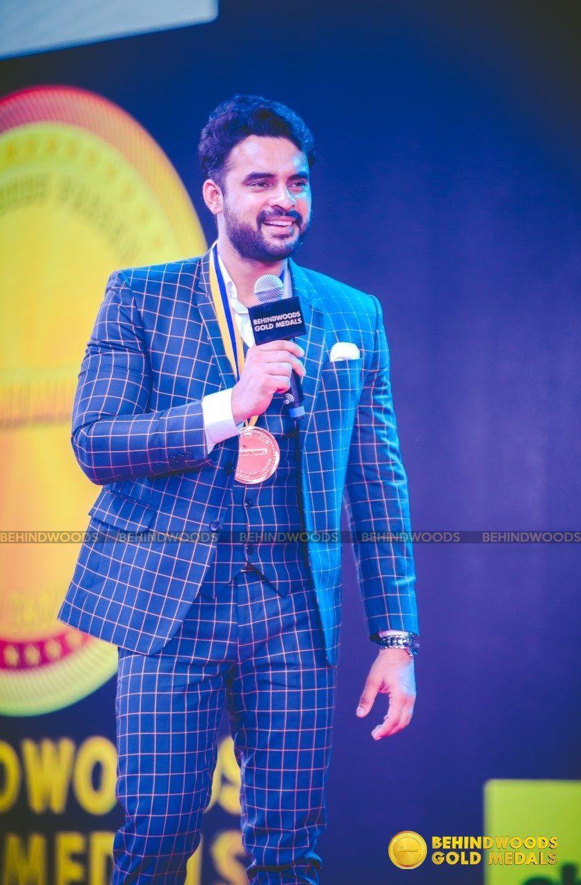 841x1280 Tovino Thomas (aka) Tovino Thomas HD photo & stills