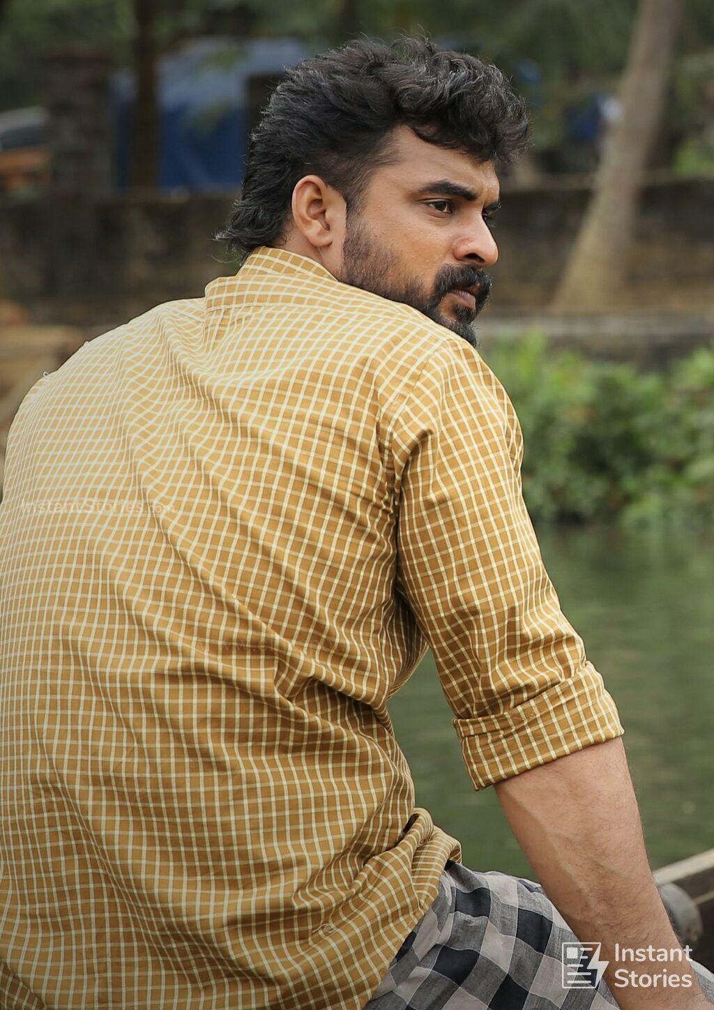 1024x1448 Tovino Thomas Latest Hot HD Photo Wallpaper (1080p, 4k)