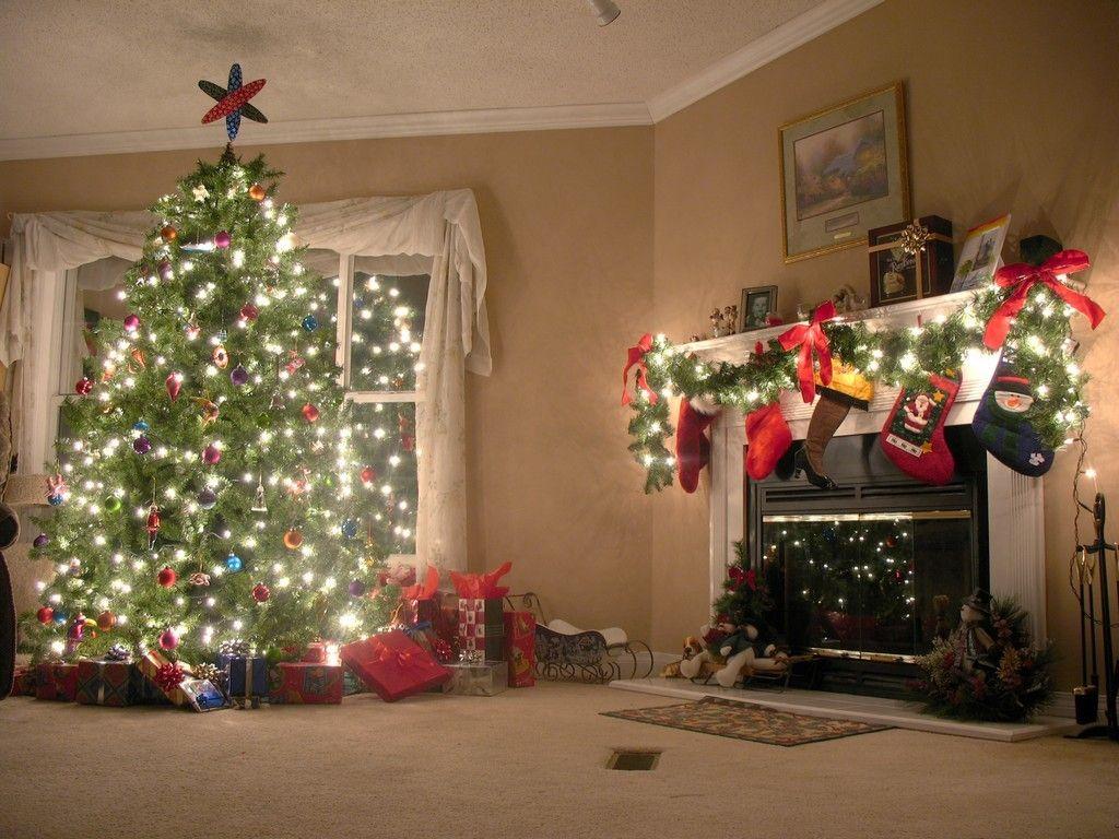 1024x768 Family Christmas Tree Farm