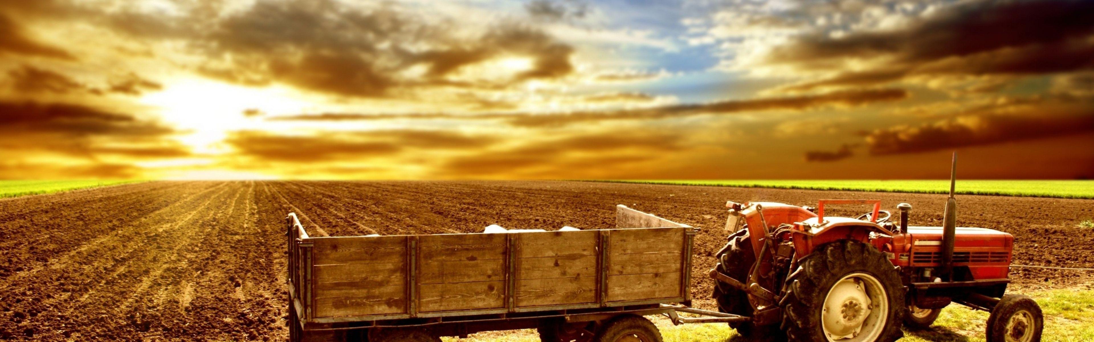 3840x1200 Tractor Background