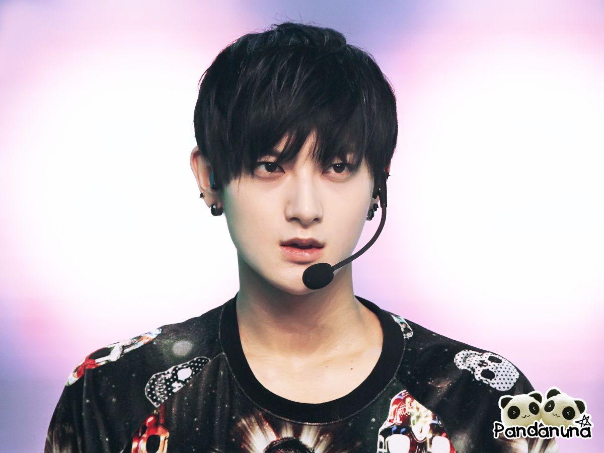 Exo Tao Wallpapers Top Free Exo Tao Backgrounds Wallpaperaccess