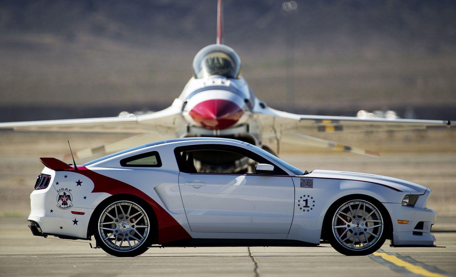 1600x972 U.S. Air Force Thunderbirds Edition Mustang Sells For $398k