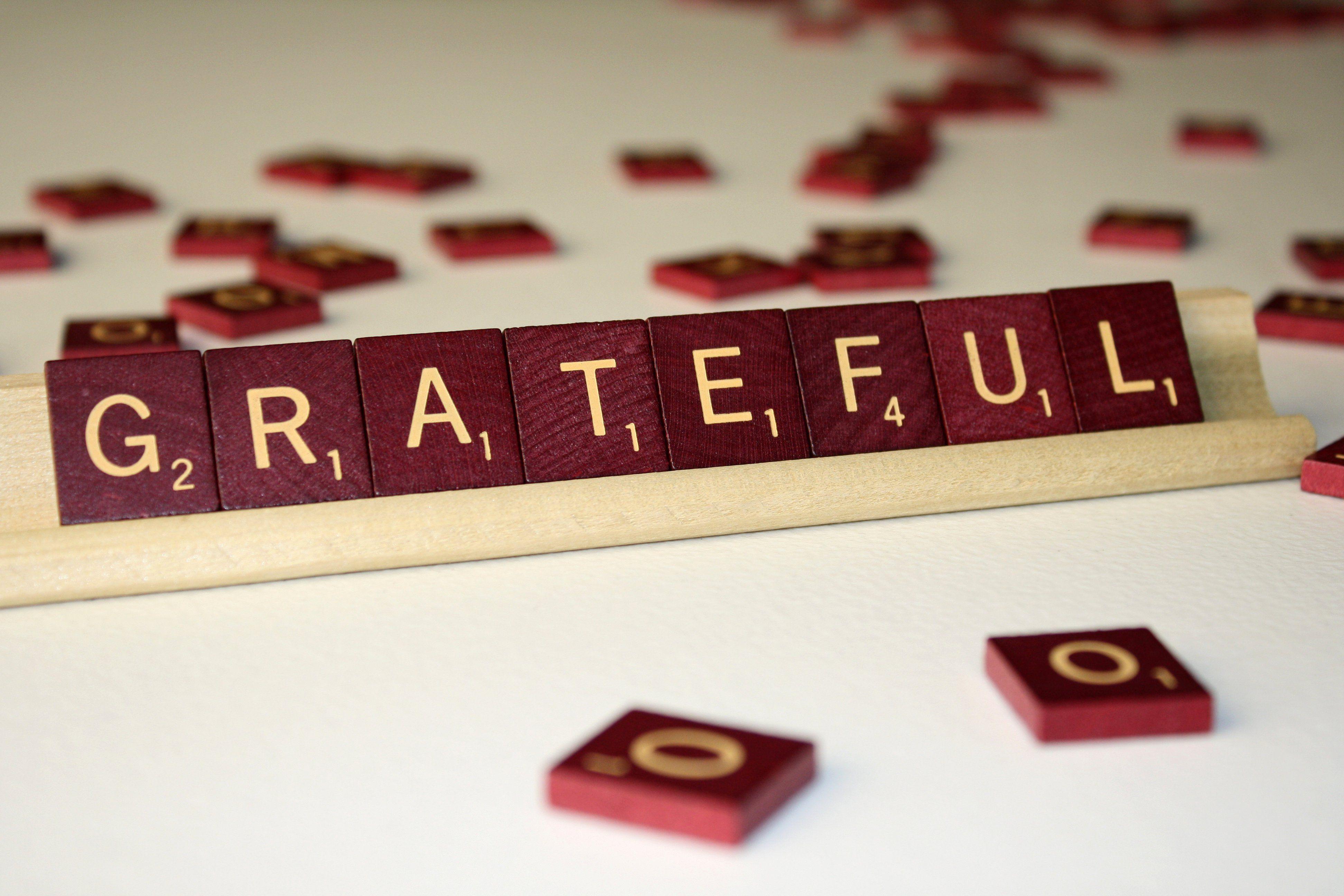 3888x2592 Grateful Wallpaper