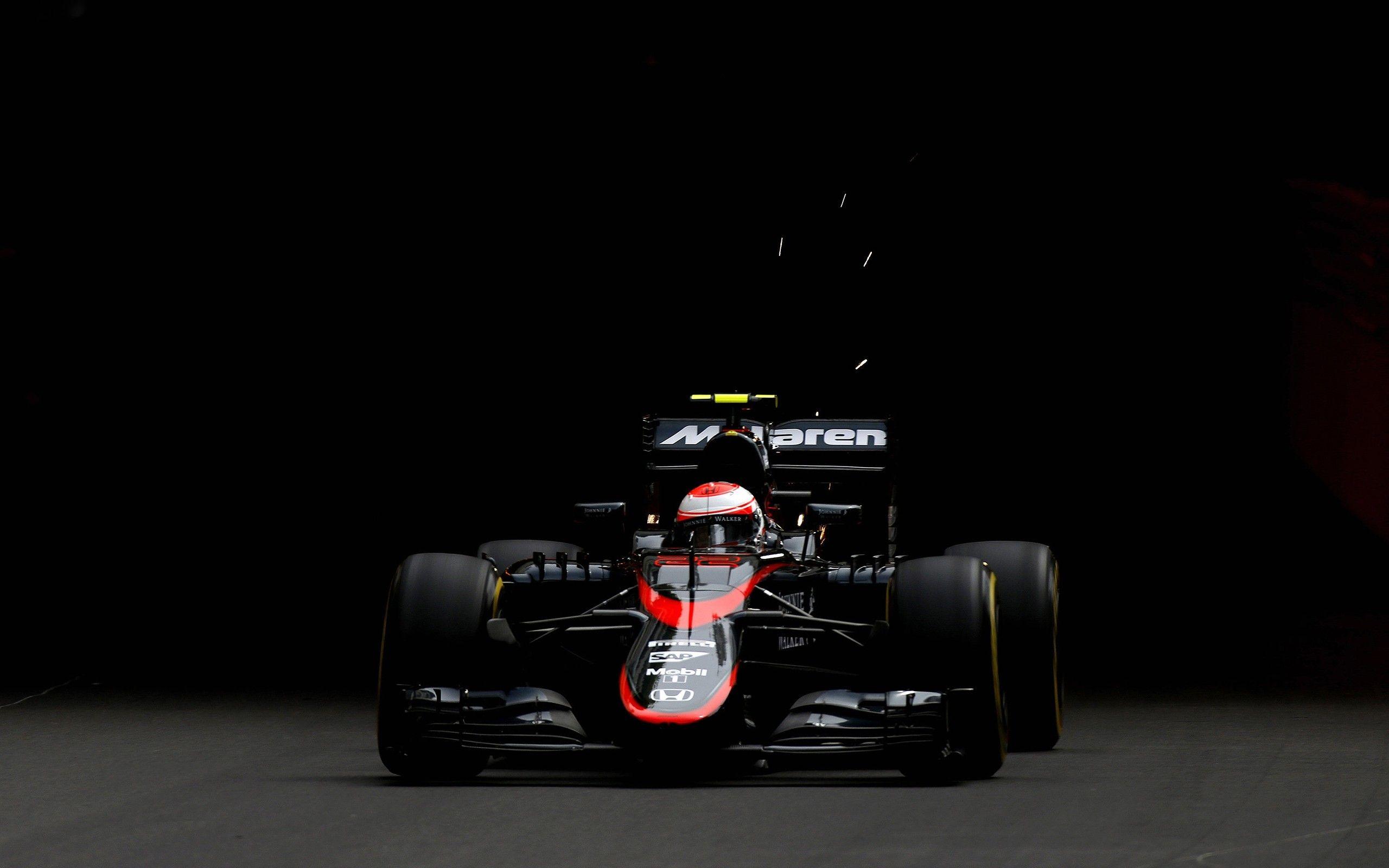 2560x1600 McLaren F1 Wallpaper