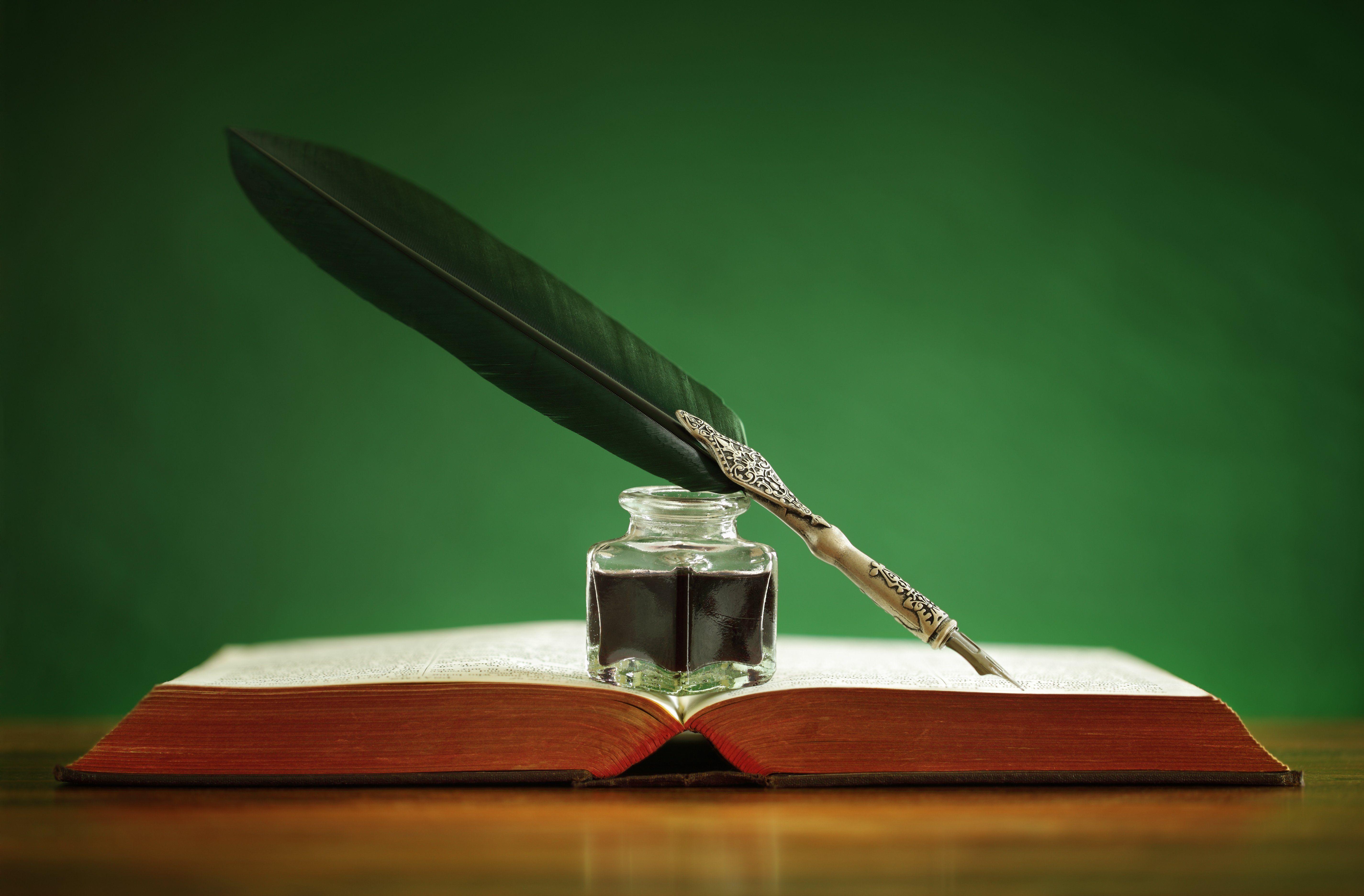 5700x3744 Book pen ink bokeh feather still life wallpaperx3744