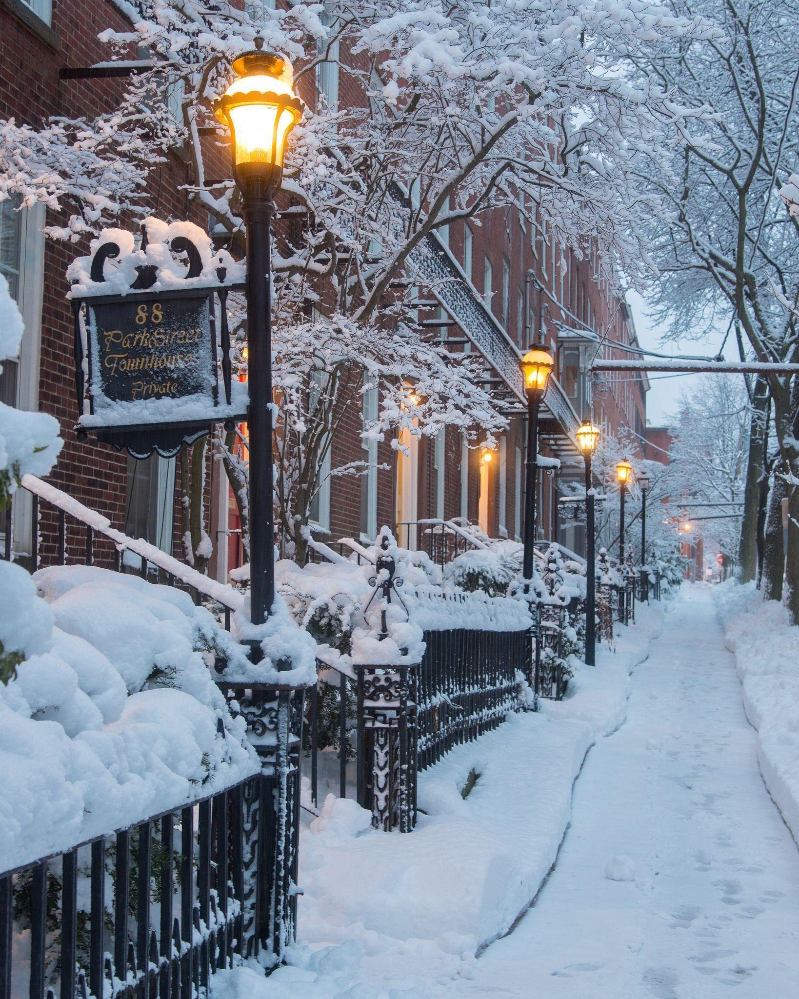 1638x2048 Wintermorgen nach Schneesturm in Portland, Maine #Morning #PARK #Snow #Storm #Street #travel aesthetic #Vertica. Winter scenery, Winter picture, Winter wallpaper