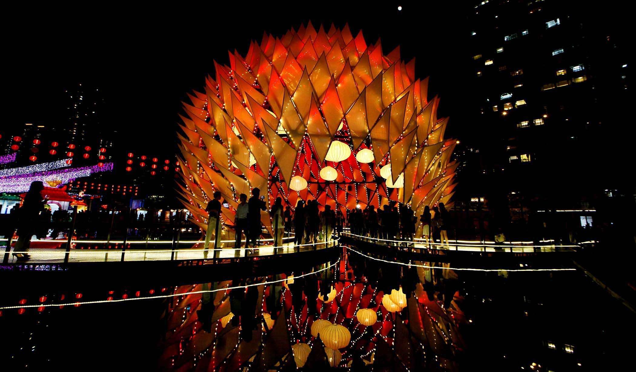 2100x1228 Middle Autumn Festival Wallpaper