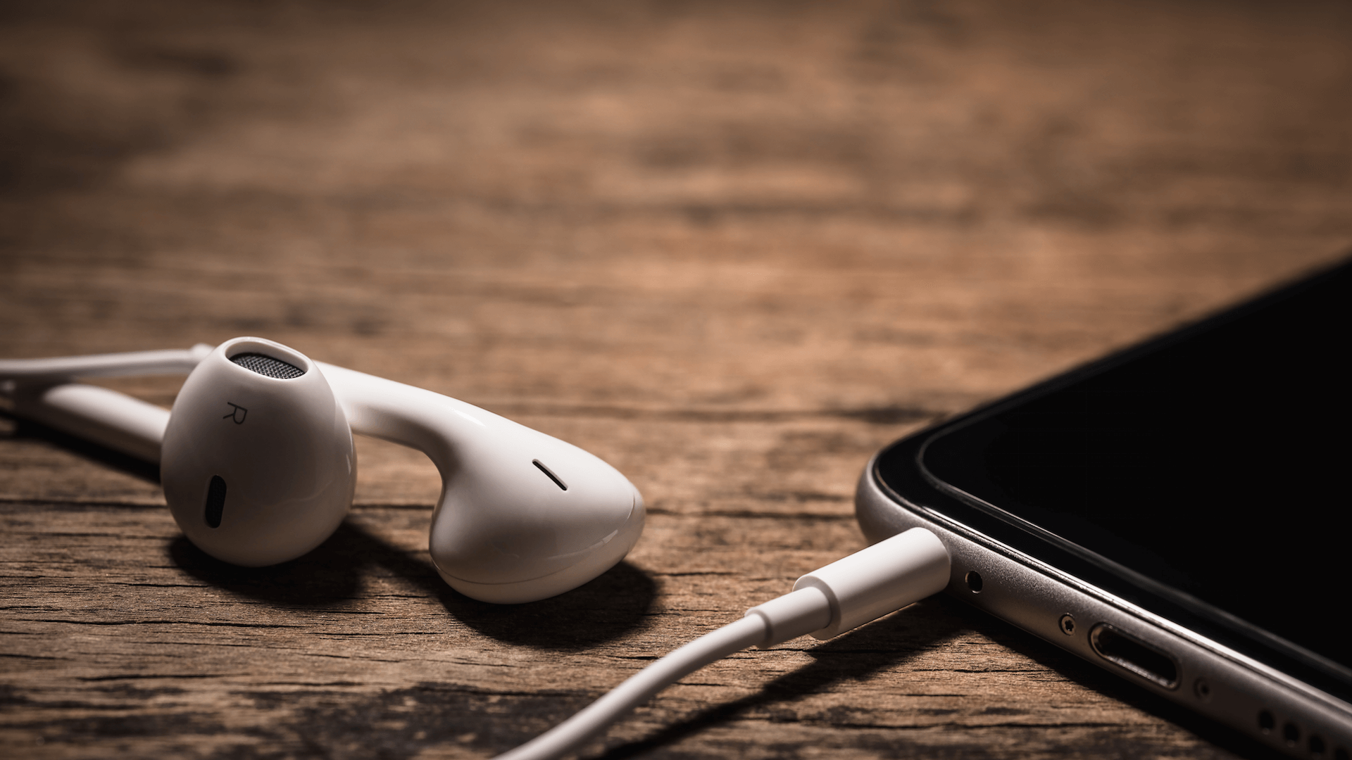 1920x1080 IAB releases its newest Podcast Measurement Guidelines