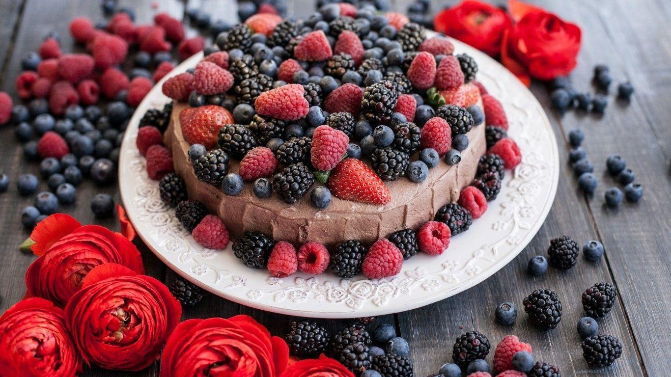 1366x768 Download 1366x768 Berries, Cake, Pastry Wallpaper for Laptop, Notebook
