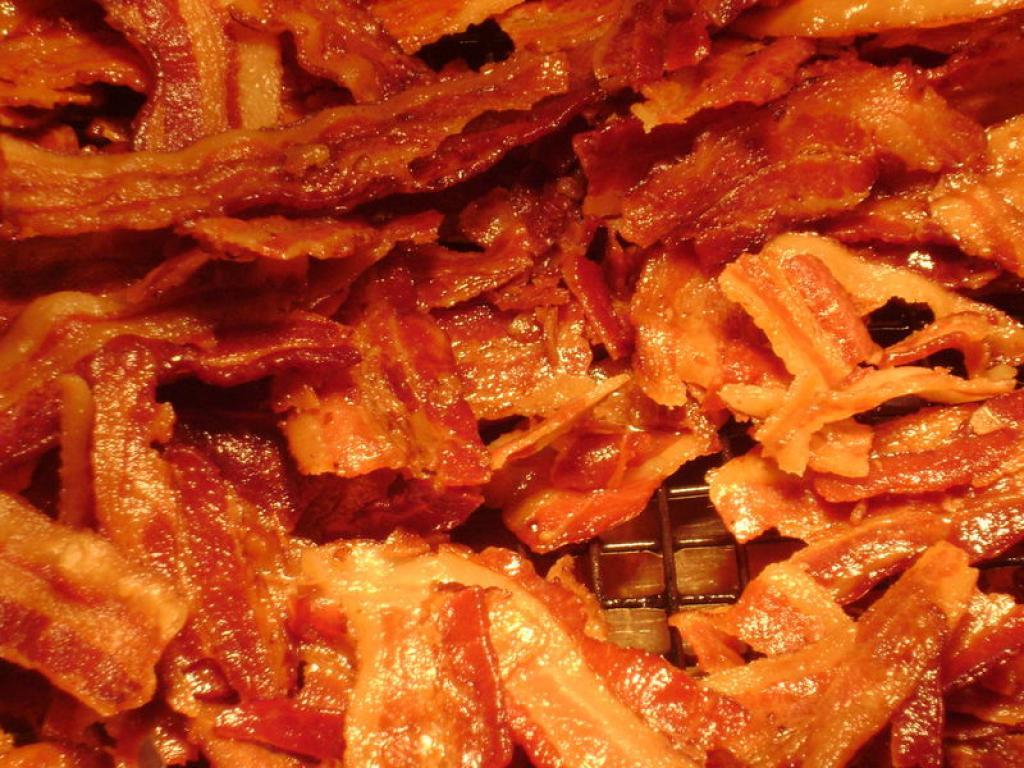 1024x768 Bacon Wallpaper