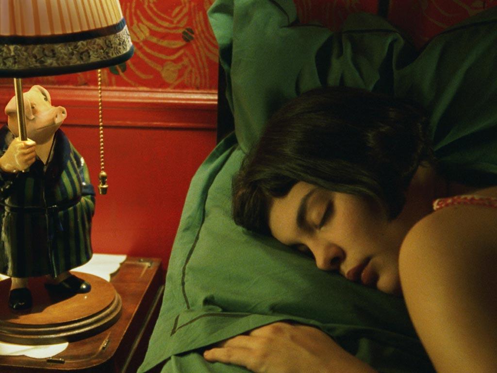 1024x768 Amelie Poulain Wallpaper HD Wallpaper