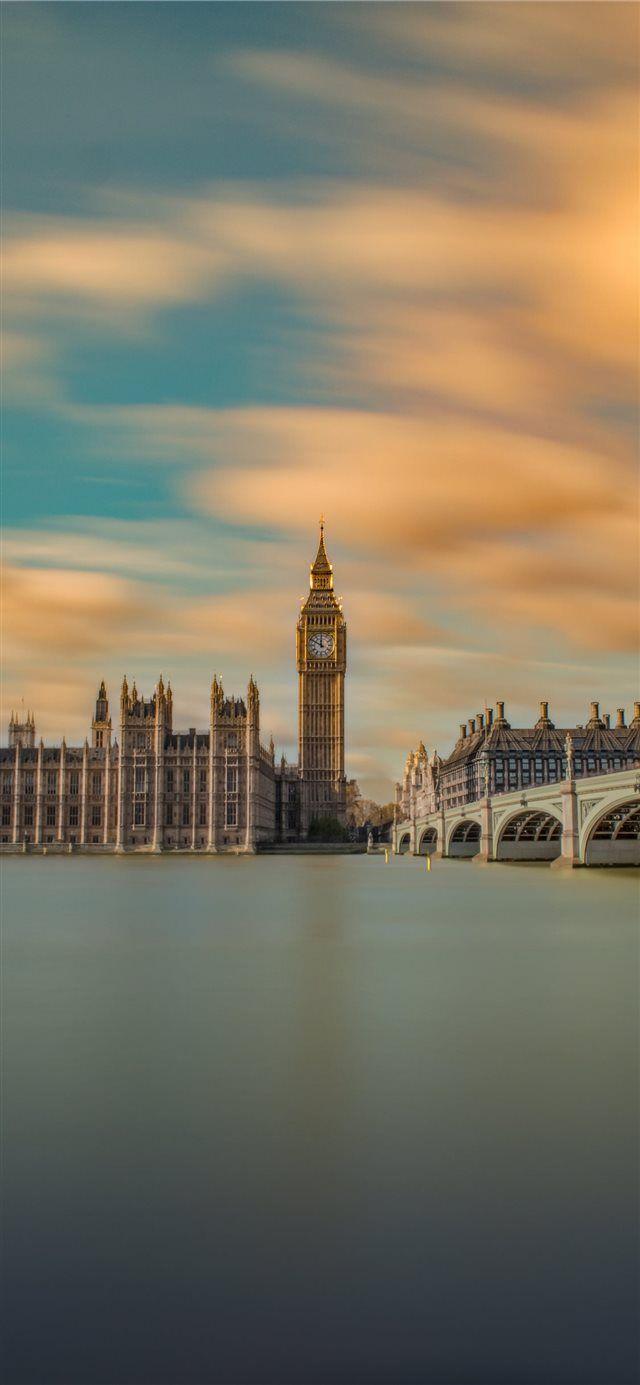 640x1385 London Time Long Exposure iPhone X wallpaper #love #london #cloud #building #BigBen #unitedking. iPhone wallpaper london, London wallpaper, Aesthetic wallpaper