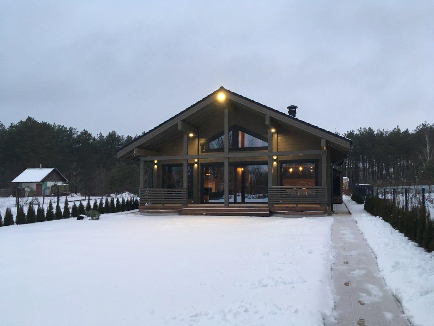 1400x1050 Frame house