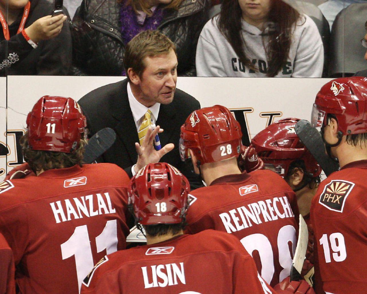 1280x1024 NHL: League reaches settlement with Wayne Gretzky over Coyotes money