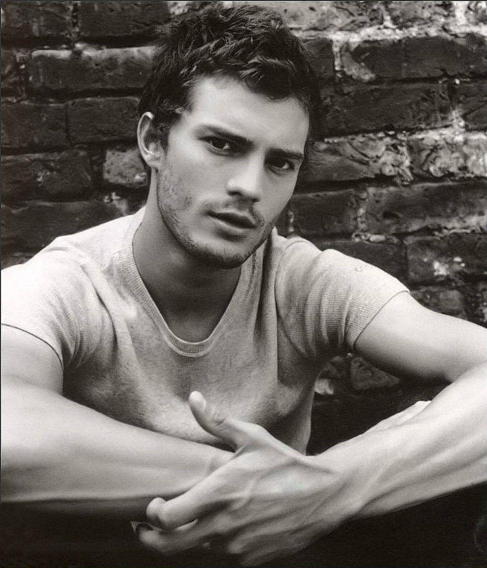 1002x1168 Photos: 11 things to know about Jamie Dornan