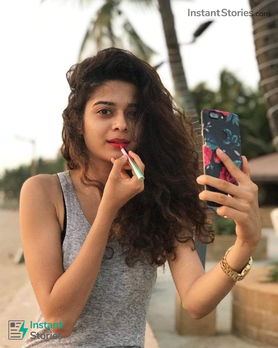 960x1200 Mithila Palkar Latest Hot Image