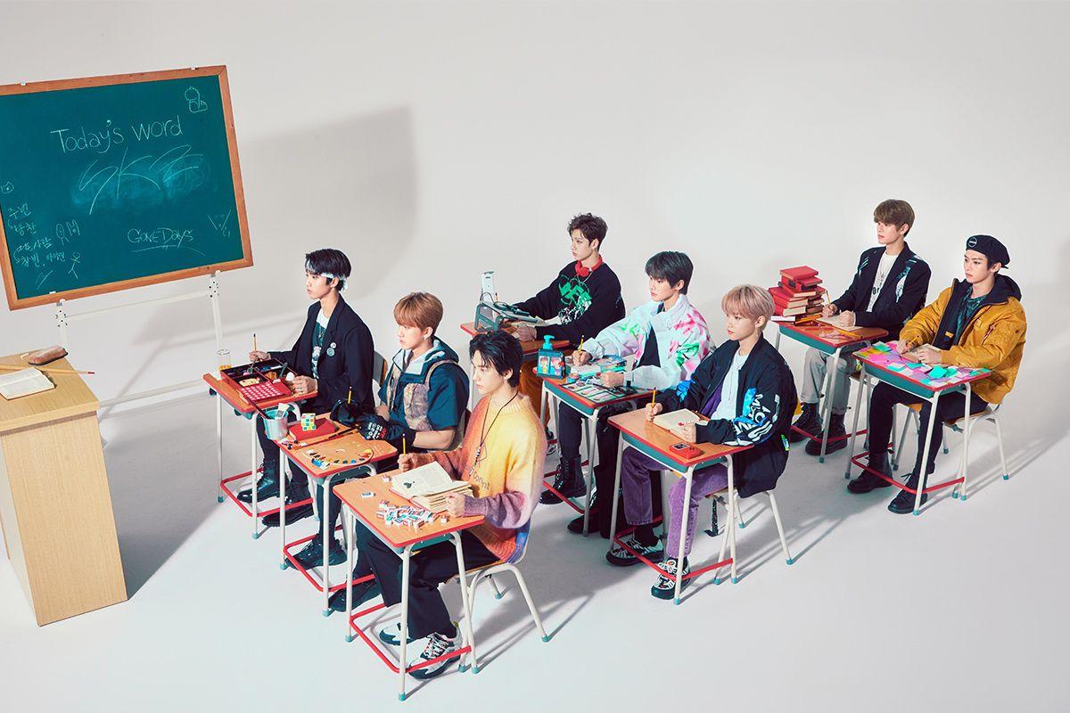1200x800 Stray Kids