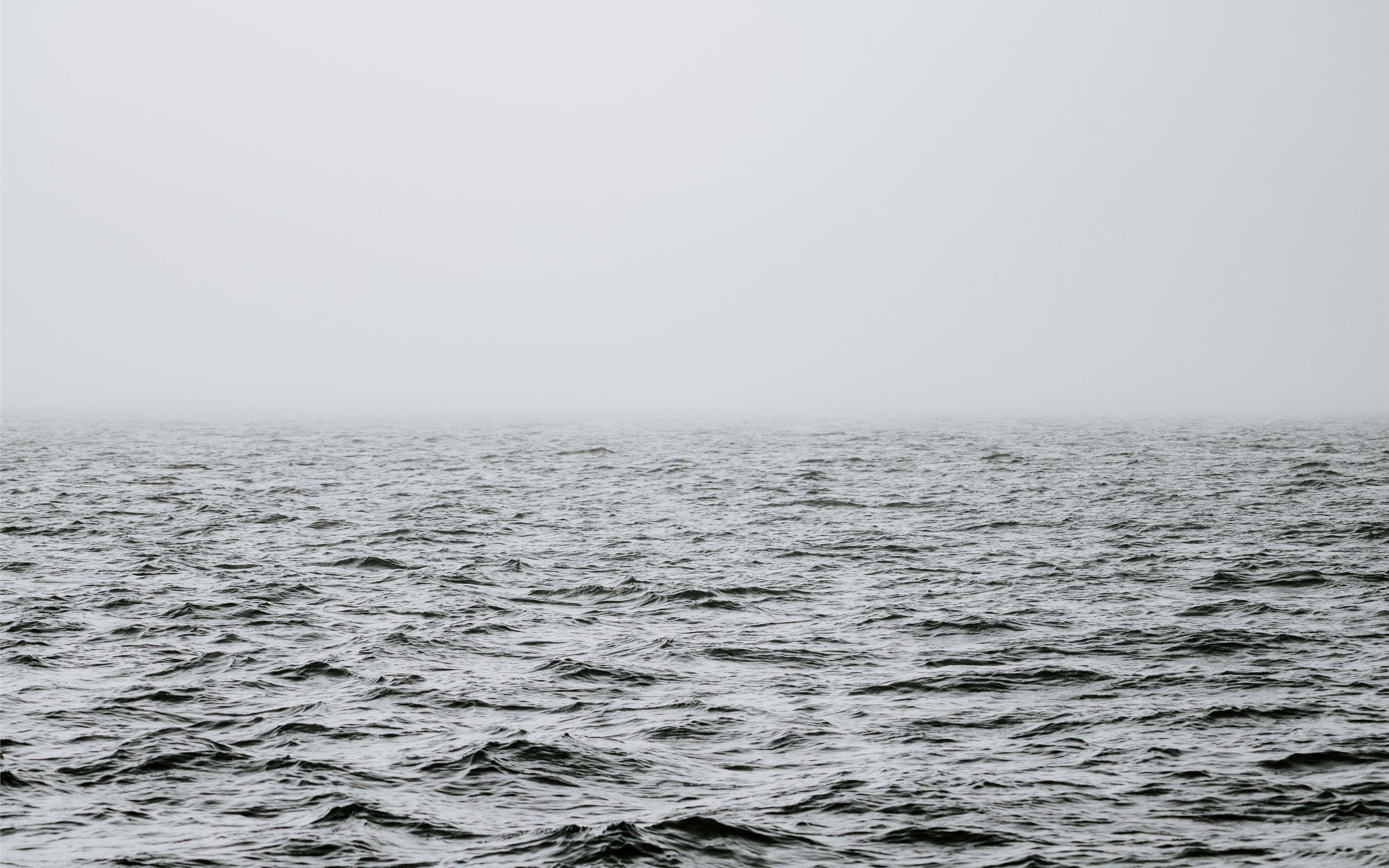 2880x1800 Minimal misty sea MacBook Air Wallpaper Download