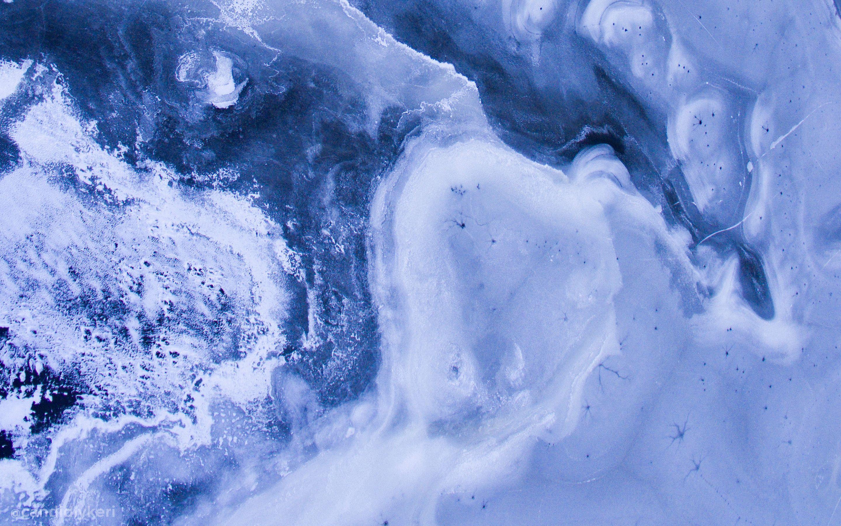 2880x1800 Blue Laptop Wallpaper