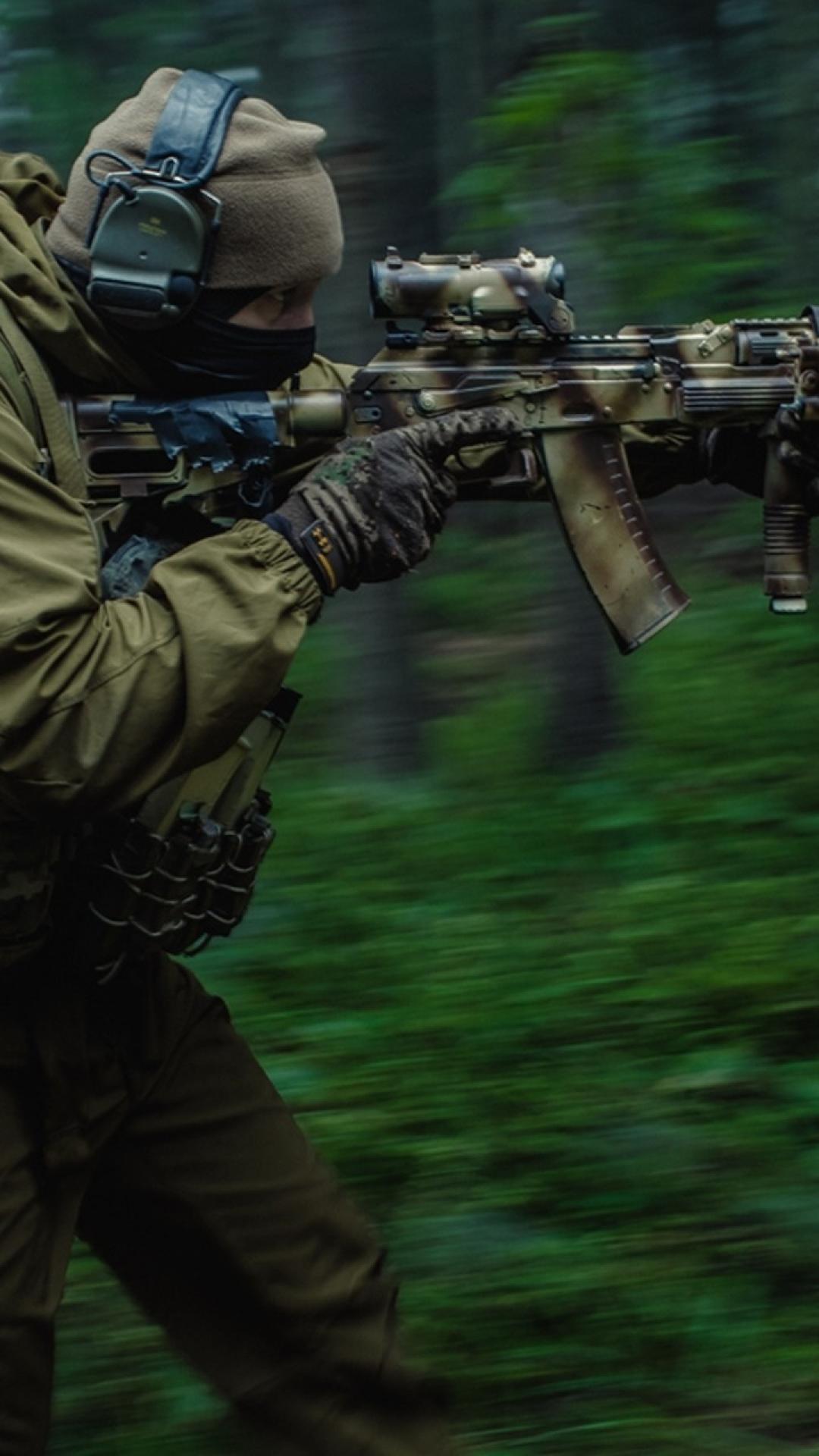 1080x1920 Rifles Soldiers Military Infantry Ak 12 Wallpaper