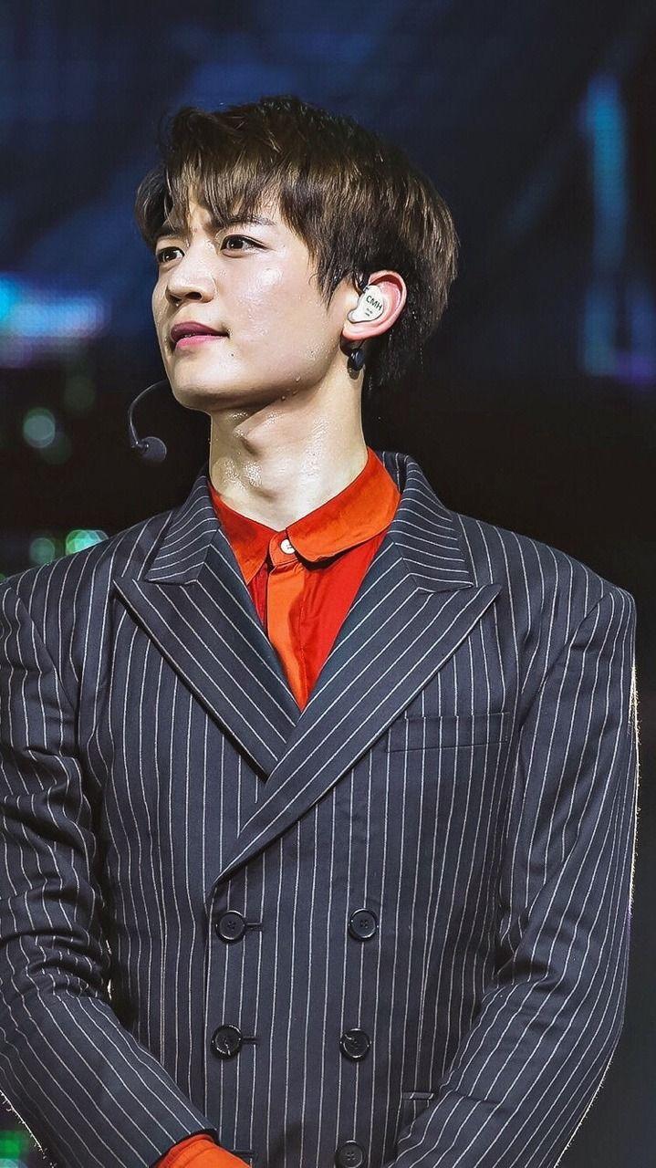 719x1280 Kpop Wallpaper