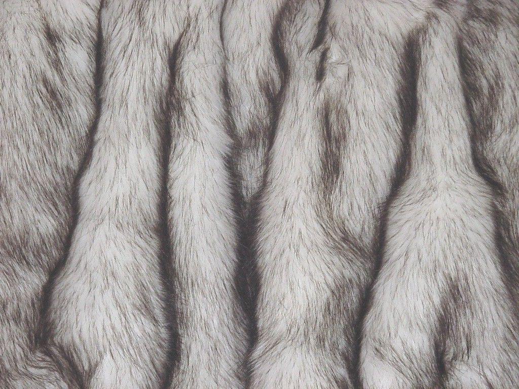 1024x768 Fur wallpaper