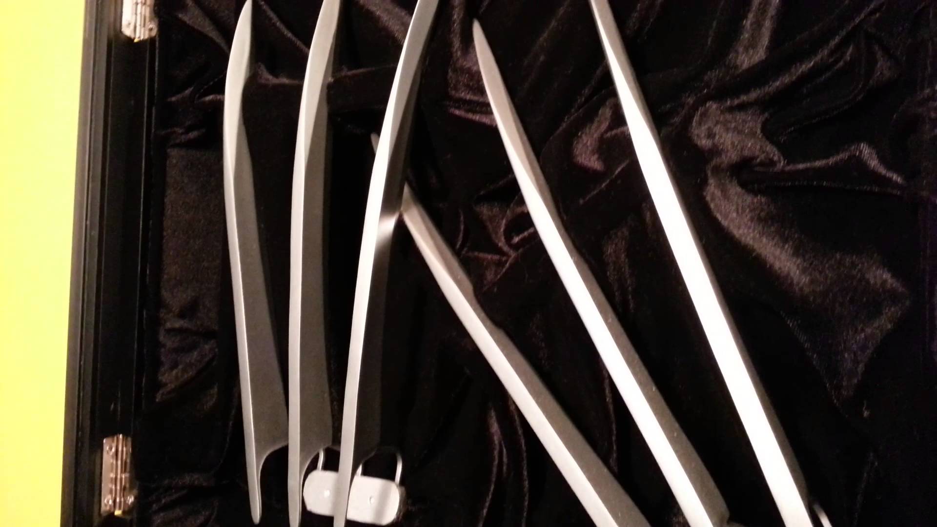 1920x1080 Free Wolverine Claws Wallpaper Desktop Background at Movies Monodomo