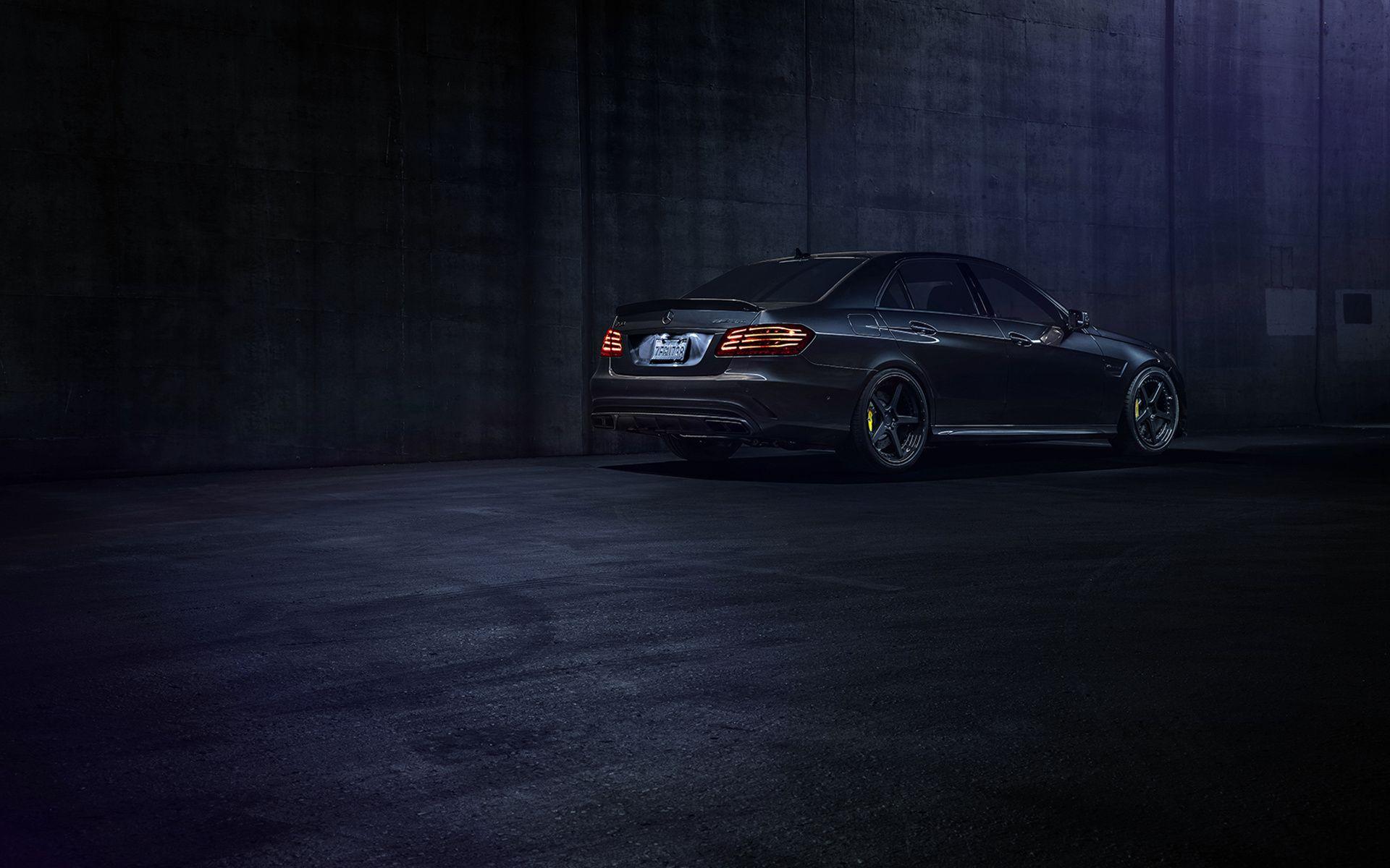 1920x1200 Photos Mercedes Benz E63 AMG S Auto Night 1920x1200