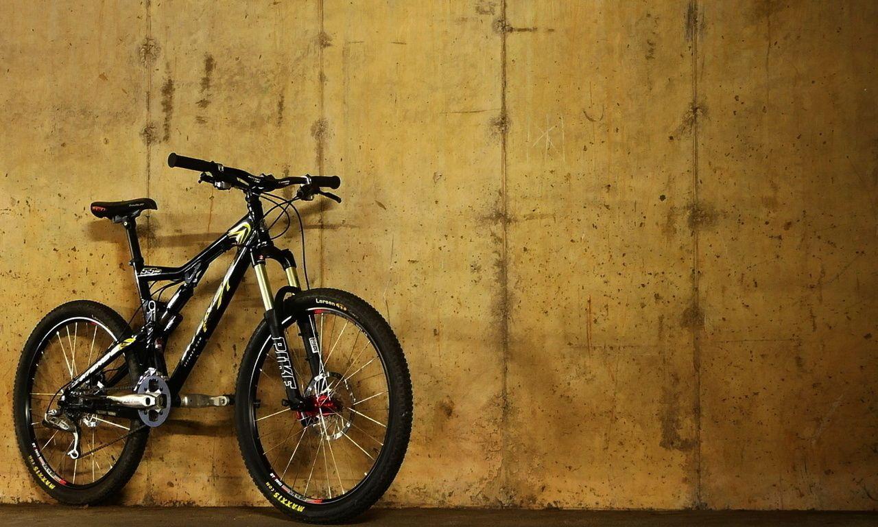 1280x768 Bikini Mountain Bike Wallpaper. Bikini Wallpaper Incredible, Bikini Princess Peach Wallpaper and Bikini Golf Wallpaper
