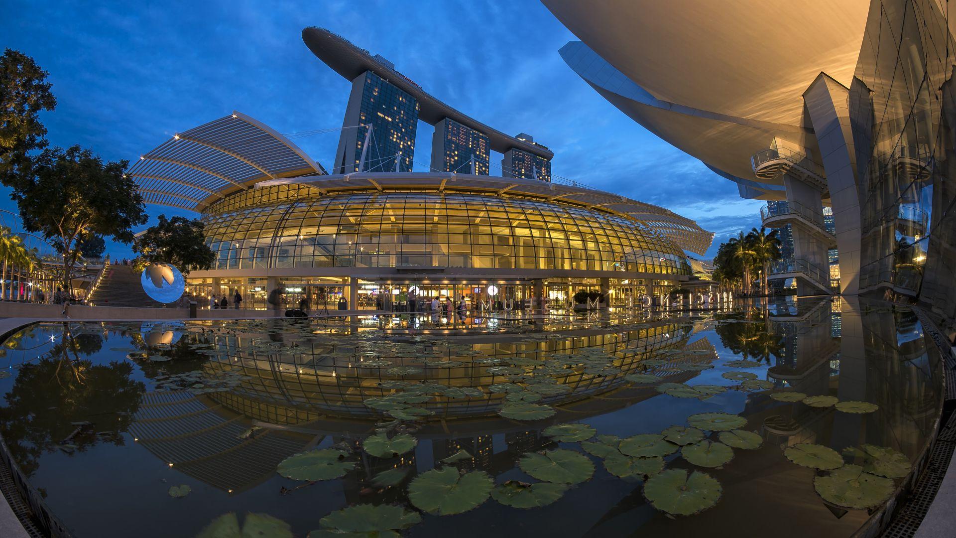 1920x1080 Pond near the Museum of Art and Science, Singapore. Asia Desktop wallpaper 1920x1080