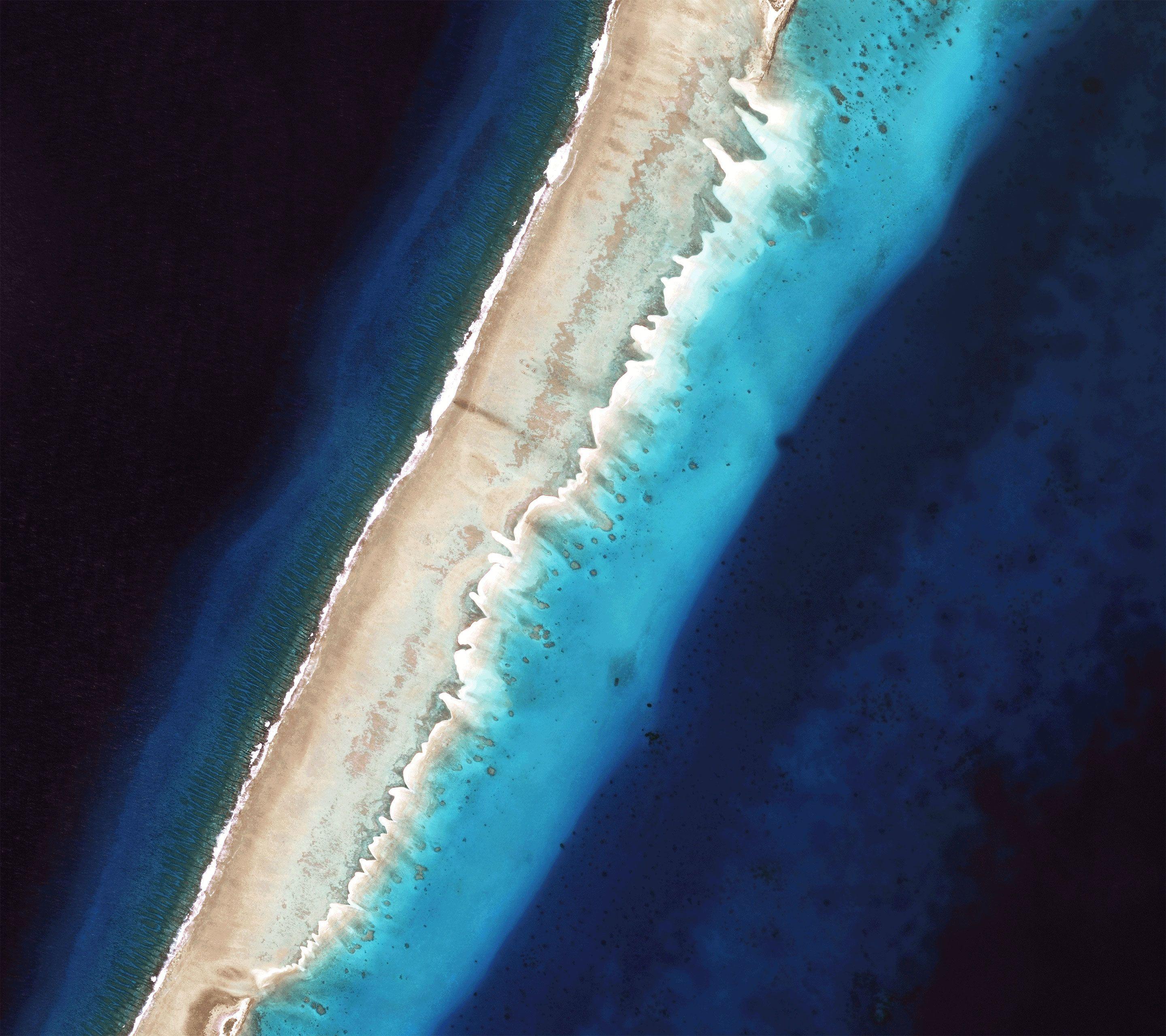 2880x2560 Aerial Beach Ocean Wallpaper:2880x2560
