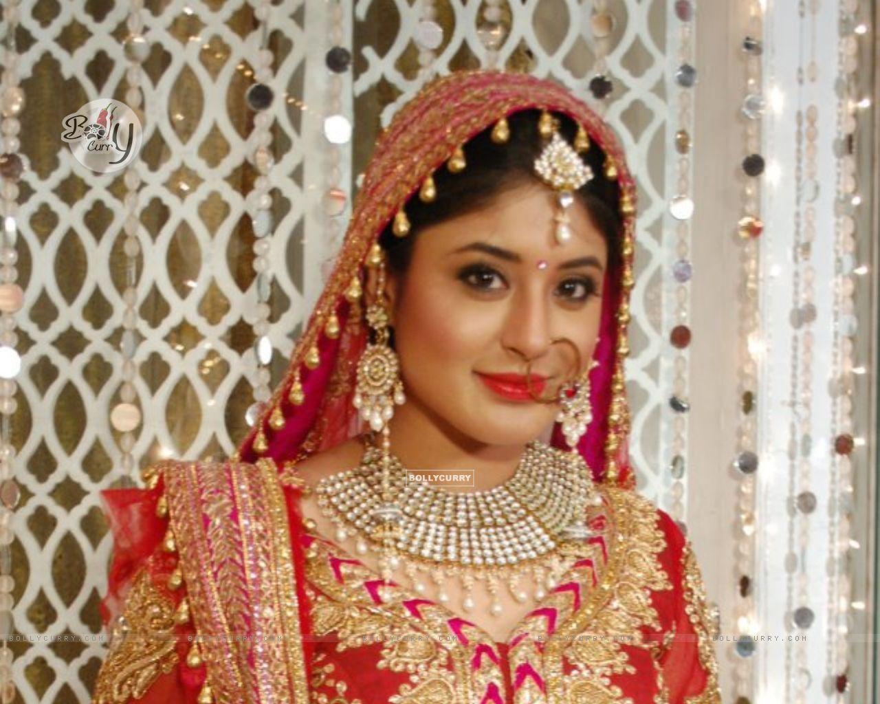 1280x1024 Wallpaper Kamra as bride on Kuch Toh Log Kahenge size:1280x1024