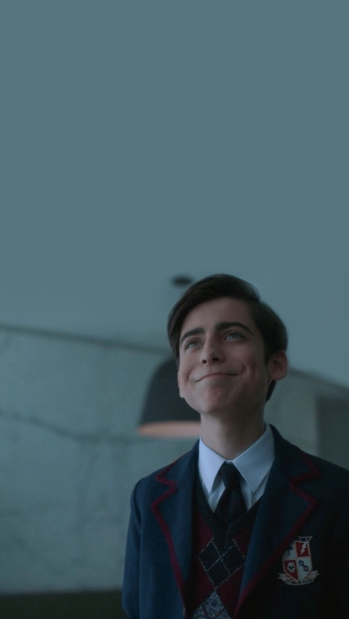 1153x2048 number five lockscreen umbrella academy. Celebridades adolescentes, Chicos guapos famosos, Fotos chicos guapos
