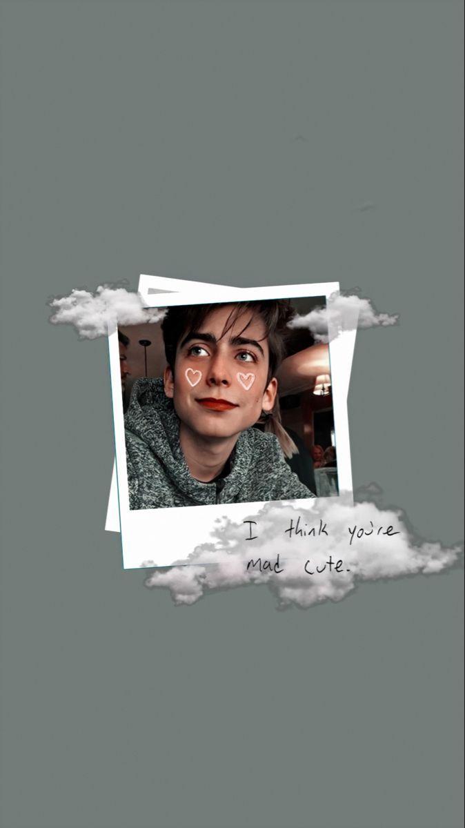 674x1200 Aidan Gallagher Lockscreen en 2020. Celebridades adolescentes, Personajes de película, Fondos de peliculas