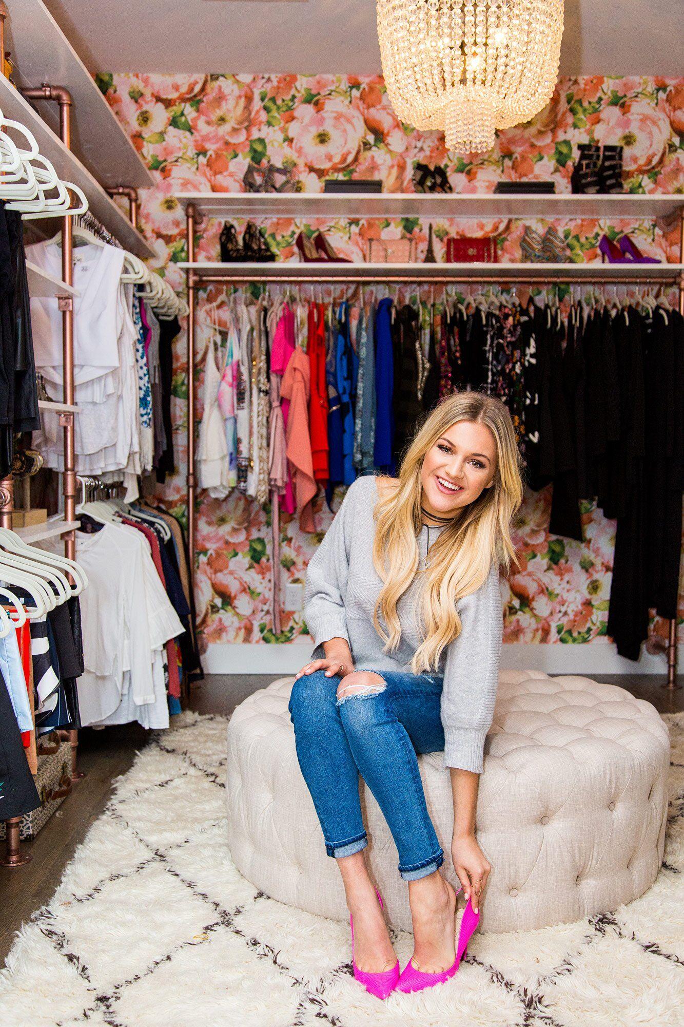 1333x2000 Kelsea Ballerini House Tour