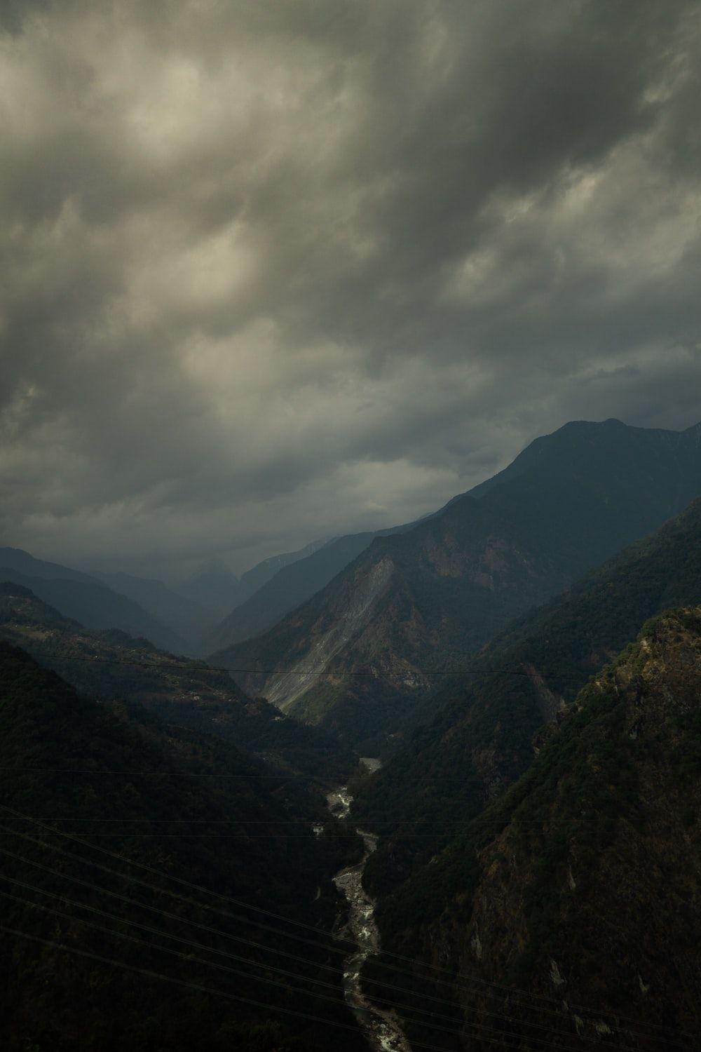1000x1500 Free Mountain Image