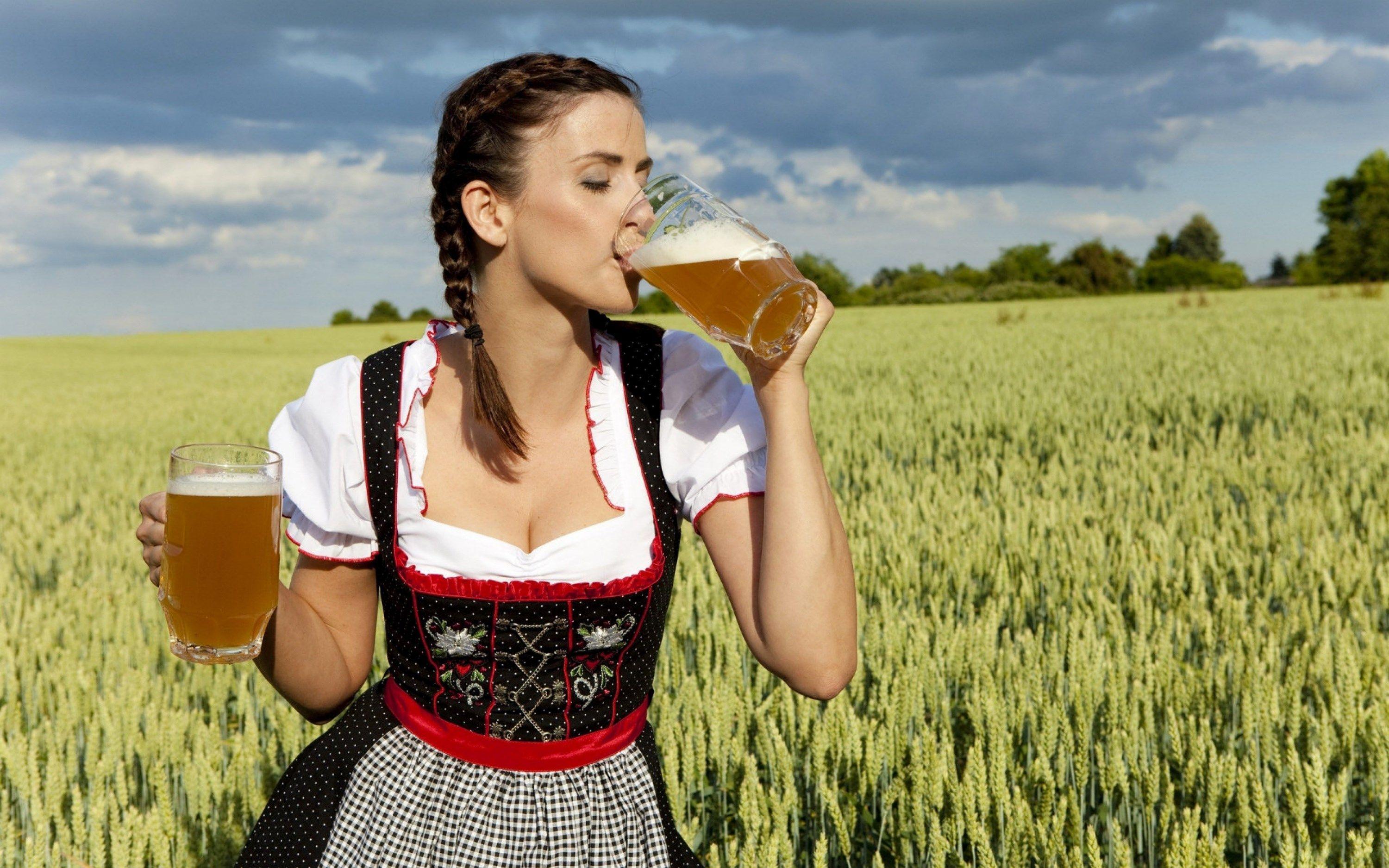 3000x1875 People Wallpaper Free HD Widescreen By Hartman Nail (2017 03 20). Beer Girl, Summer Beer, Drinking Beer