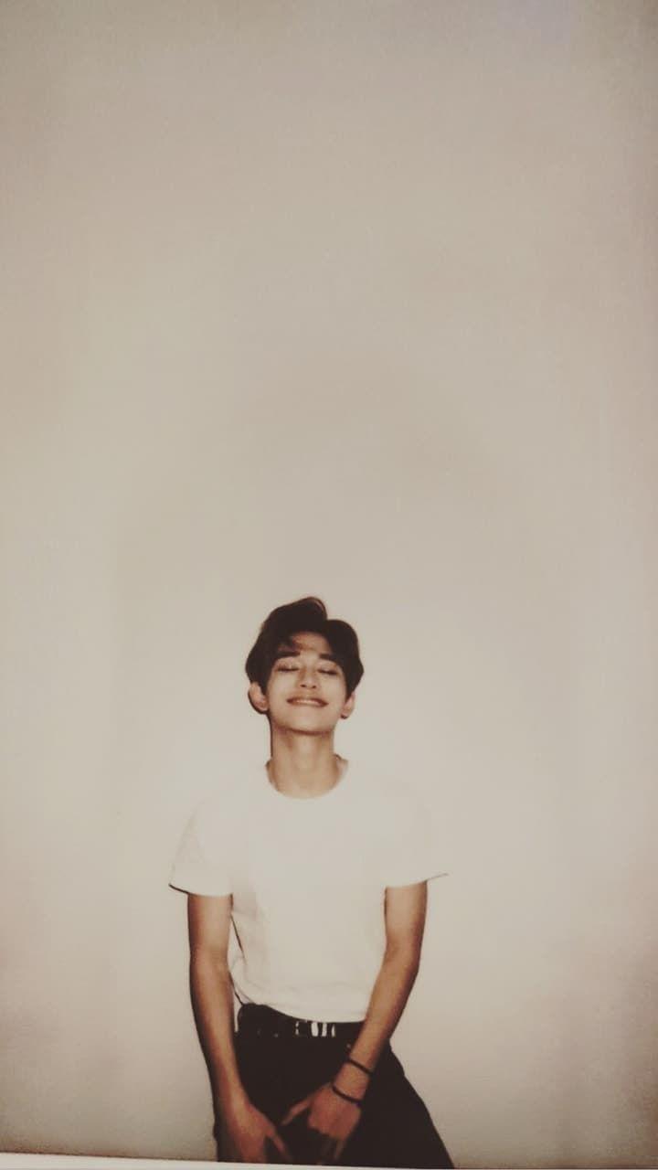 720x1280 Wallpaper Lucas nct u #lucas #yukhei #wongyukhei #nctu #kpop #nctzen#xuxi #sushi. Orang lucu, Selebritas, Orang