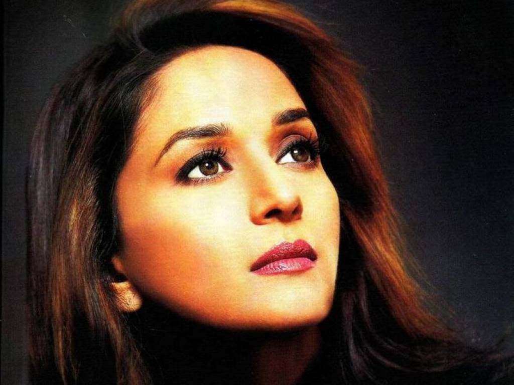 1024x768 Madhuri Dixit Free HD Wallpaper. Download Free Desktop Wallpaper