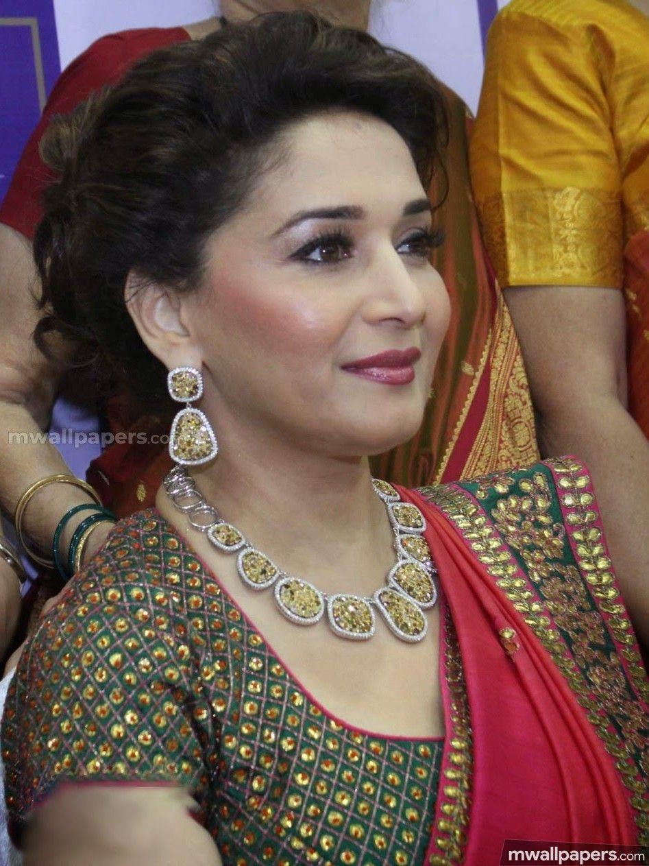 947x1263 Madhuri Dixit Cute HD Photo (1080p) (947x1263) (2020)