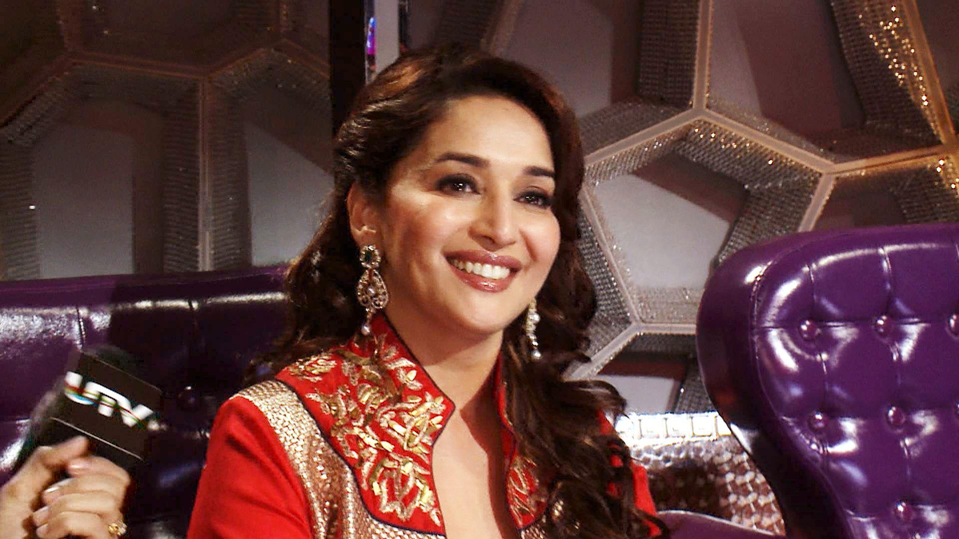 1920x1080 The evergreen Madhuri Dixit on Breakfast to Dinner
