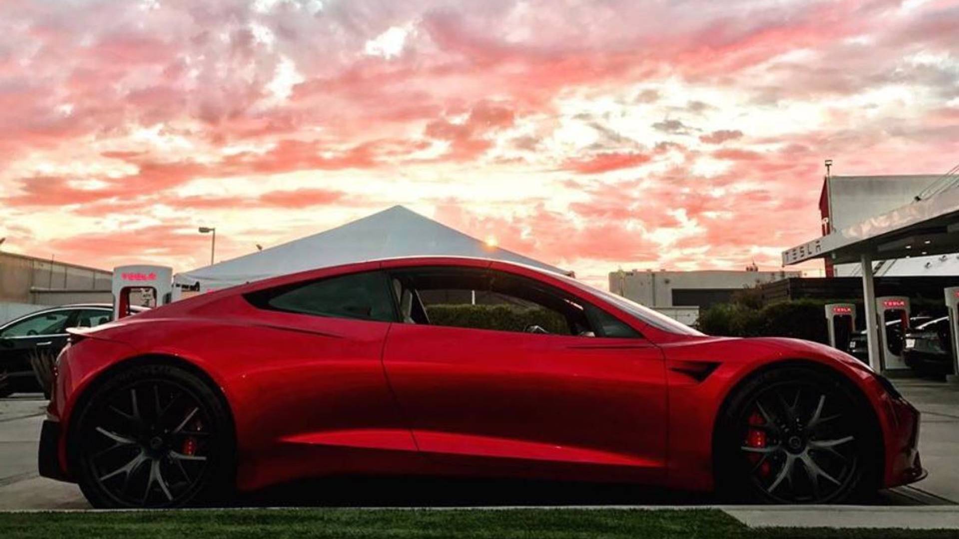 1920x1080 Could The Tesla Roadster Or The Upcoming Plaid Powertrain Arrive Soon?