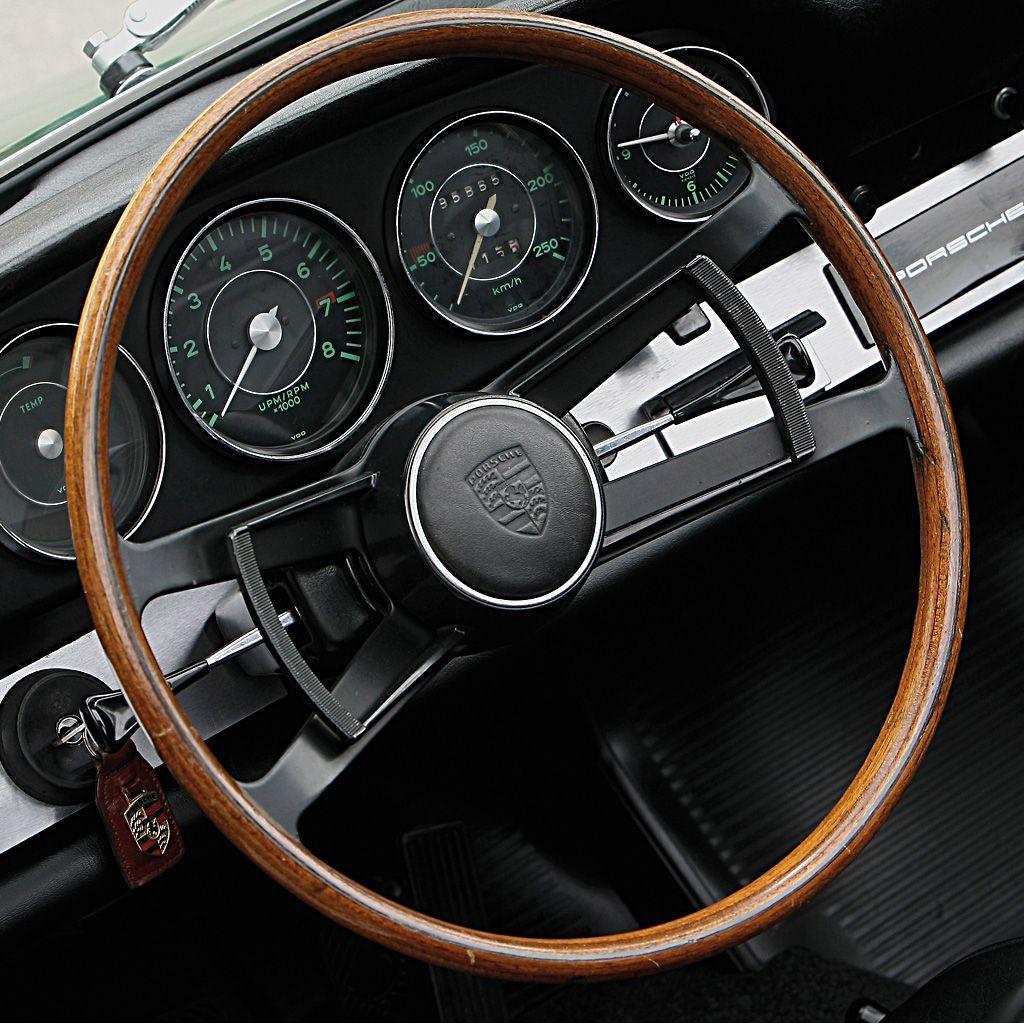1024x1024 Total 911 iPad Porsche wallpaper to download! UPDATED