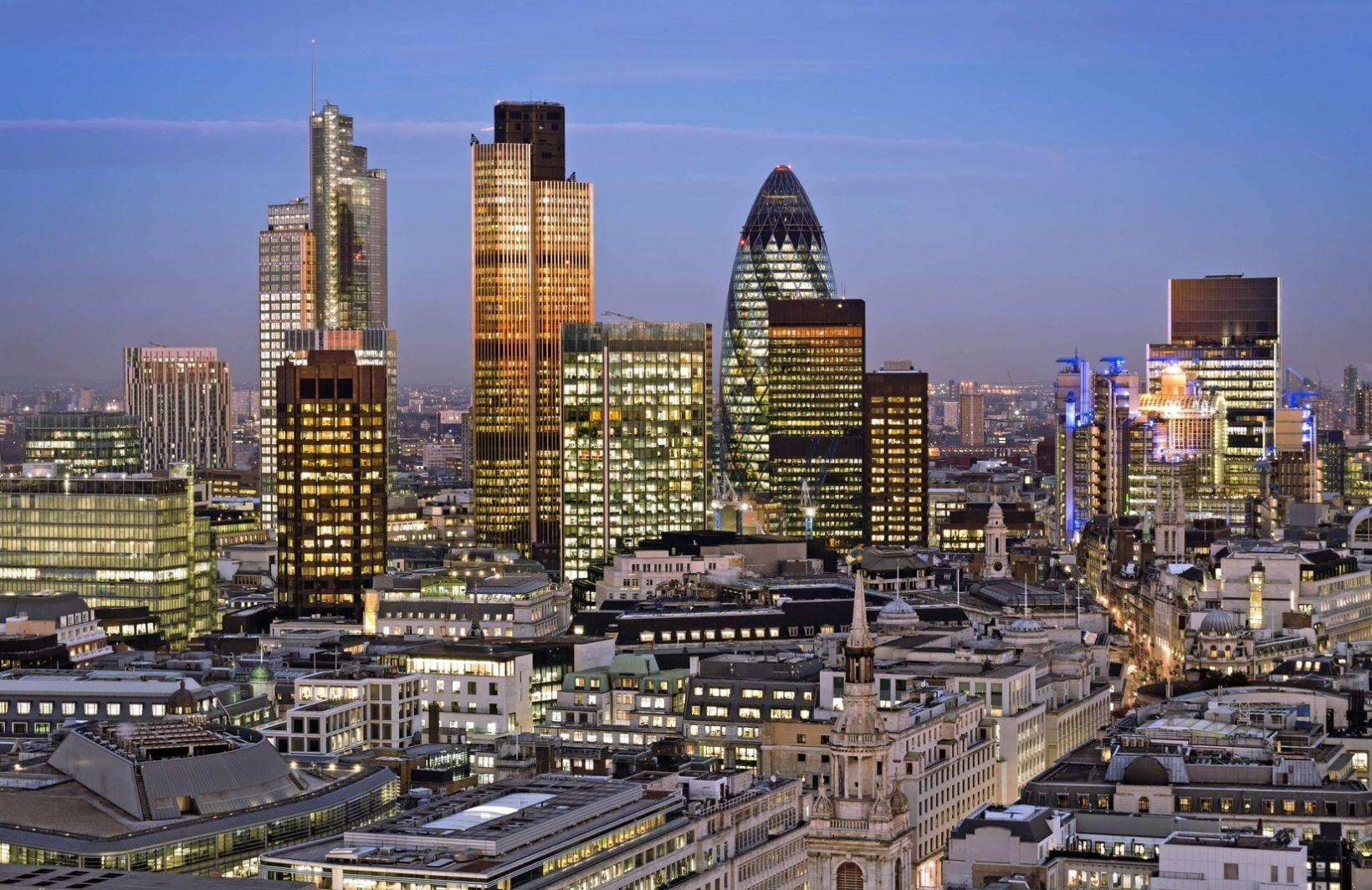 1640x1064 London Skyline City Plain. London Skyline, Cityscape Wallpaper, London Tourist Guide