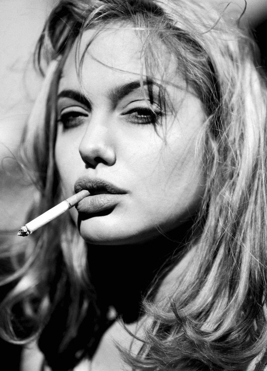 863x1200 Angelina Jolie wallpaper